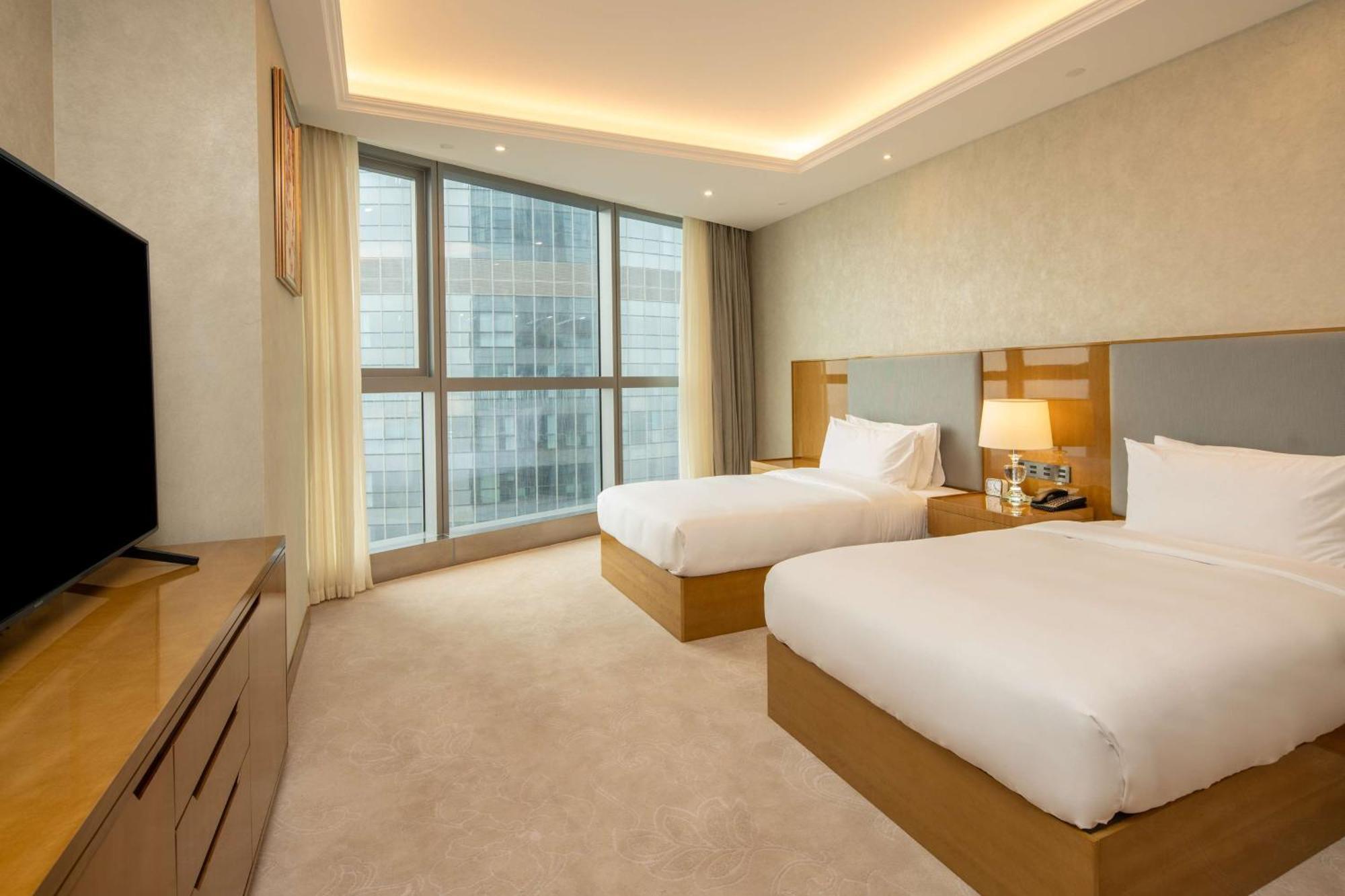 Hilton Brazzaville Les Tours Jumelles Hotel & Residences المظهر الخارجي الصورة
