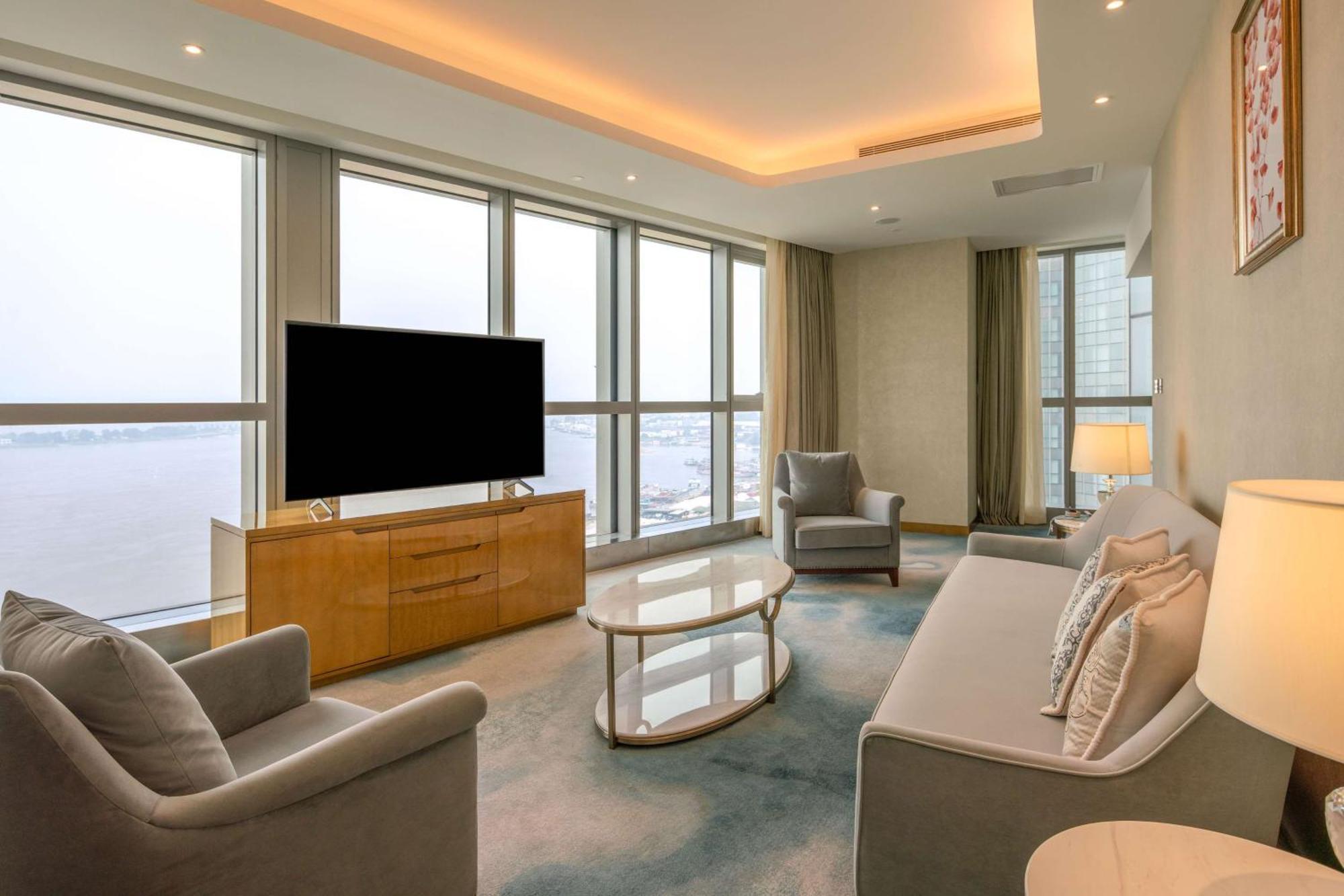 Hilton Brazzaville Les Tours Jumelles Hotel & Residences المظهر الخارجي الصورة
