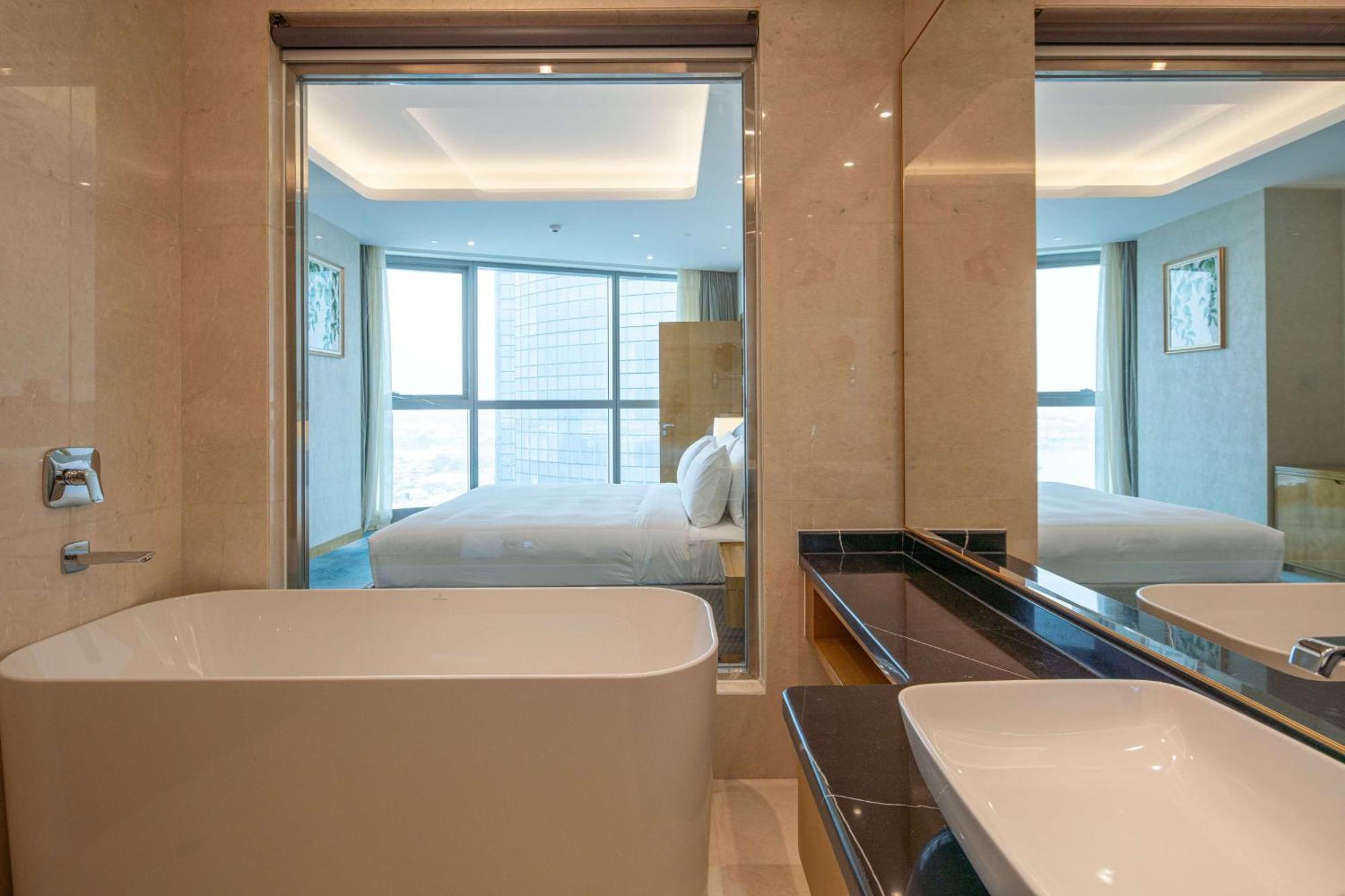 Hilton Brazzaville Les Tours Jumelles Hotel & Residences المظهر الخارجي الصورة