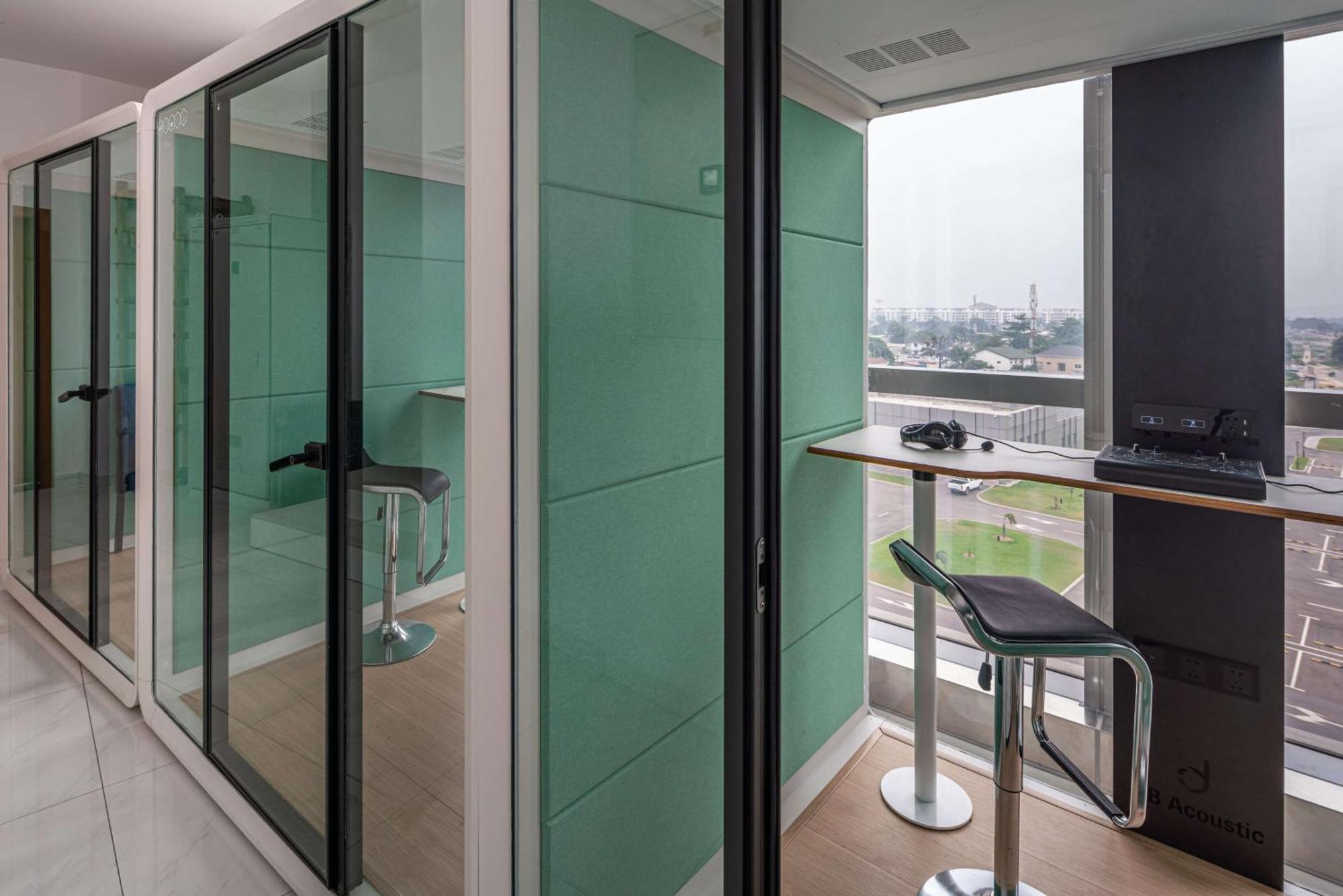Hilton Brazzaville Les Tours Jumelles Hotel & Residences المظهر الخارجي الصورة