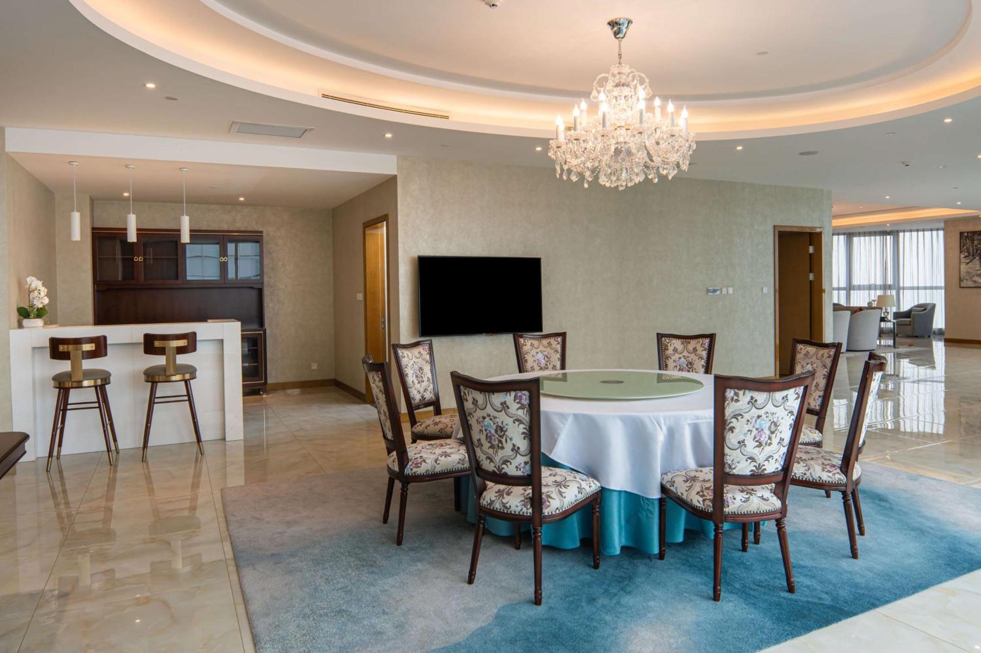 Hilton Brazzaville Les Tours Jumelles Hotel & Residences المظهر الخارجي الصورة