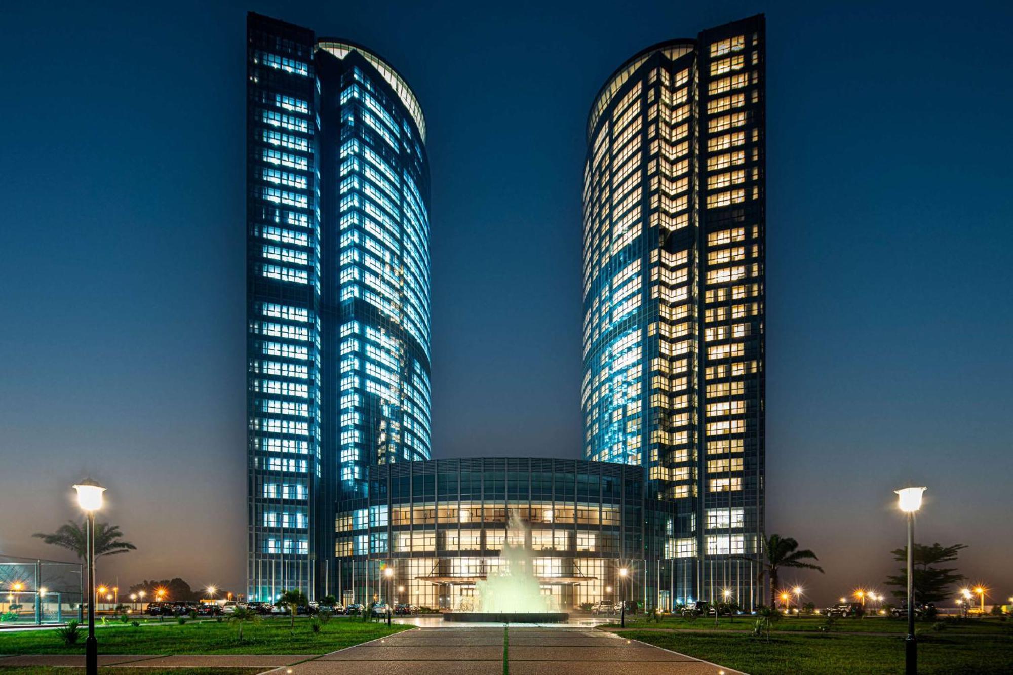 Hilton Brazzaville Les Tours Jumelles Hotel & Residences المظهر الخارجي الصورة