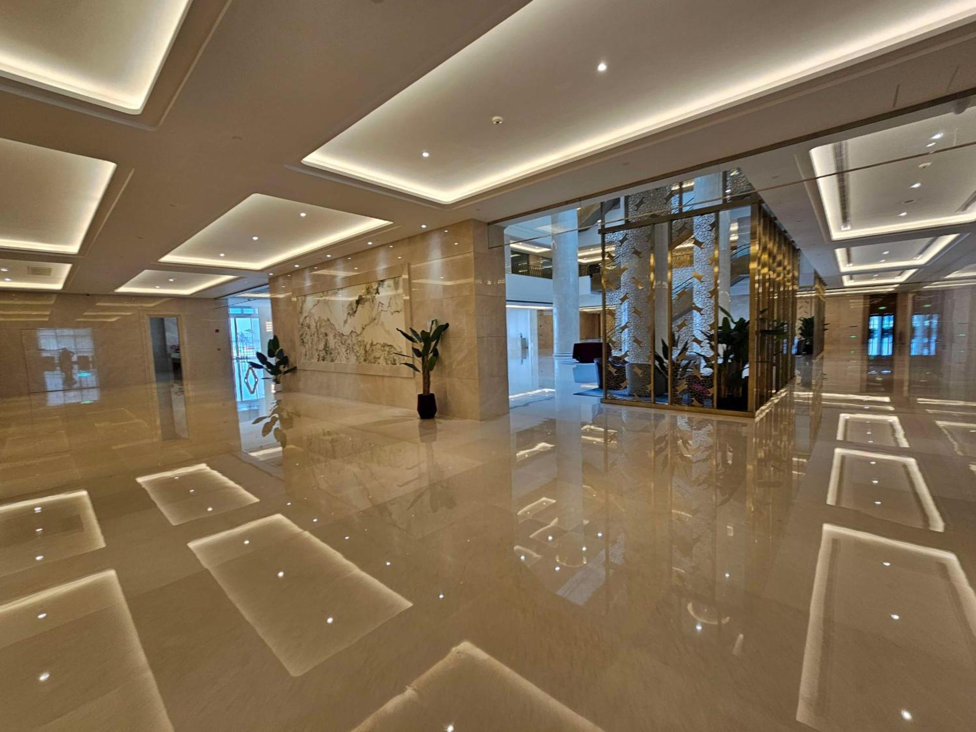 Hilton Brazzaville Les Tours Jumelles Hotel & Residences المظهر الخارجي الصورة